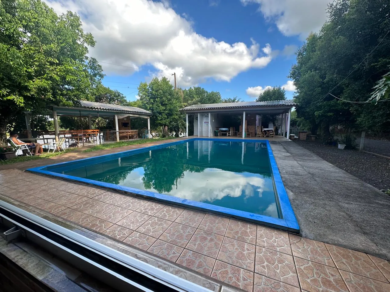 Piscina do Big Peixes em dia de sol